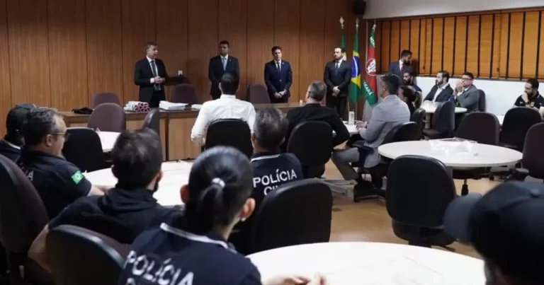 Operação prende 11 advogados suspeitos de atuar como elo entre facções e bloqueia R$ 20 milhões