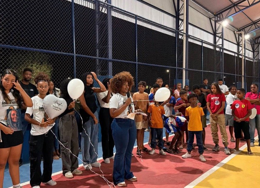 Comunidade quilombola Ribeirinhos recebe quadra coberta, Centro Comunitário e escola reformada 2 Comunidade quilombola Ribeirinhos,Bom Jesus da Lapa